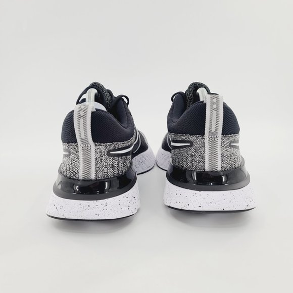 Nike React Infinity Run Flyknit 2 Oreo - Picture 7 of 13